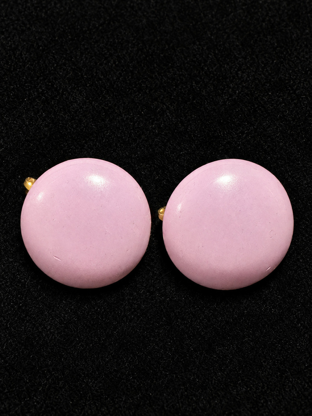 ⚜️ Round Button Clip-On Earrings | Lavender Enamel | Gold-Tone 💗